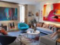 Comment faire appel à un artiste peintre à Brest et transformer votre intérieur avec des œuvres uniques